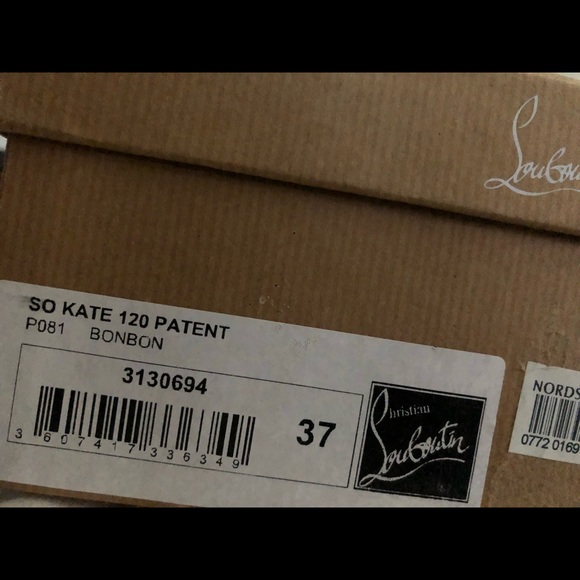 Christian Louboutin - Picture 4 of 8